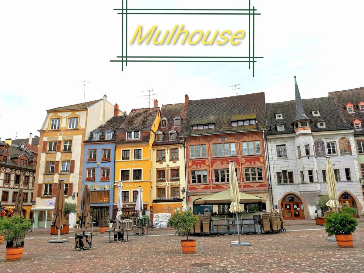 Loft avec verrière à 5 min à pieds de la gare Mulhouse Esterno foto
