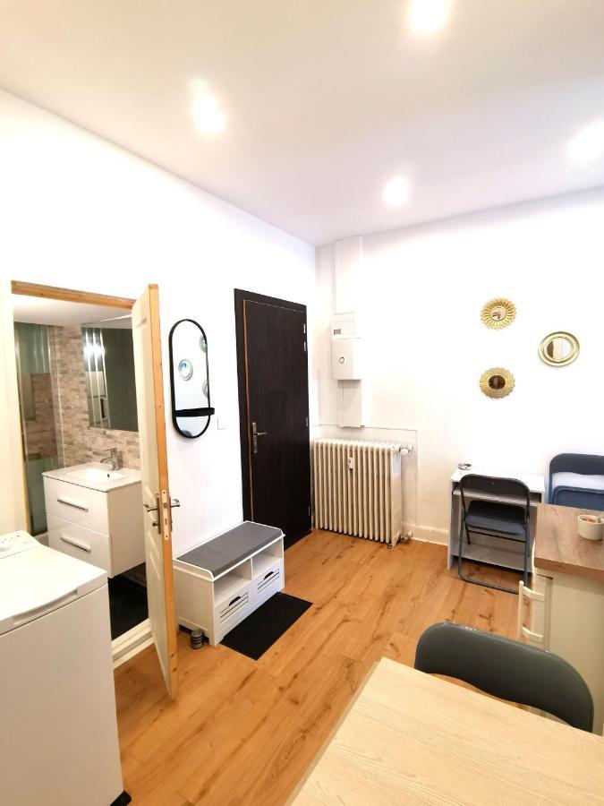 Loft avec verrière à 5 min à pieds de la gare Mulhouse Esterno foto